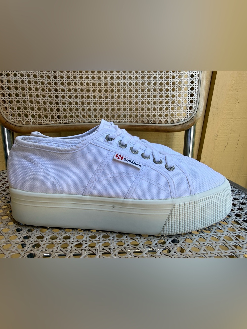 Superga 2790 White Canvas Platform Sneakers Women’s size EU 39.5 US 8.5/9